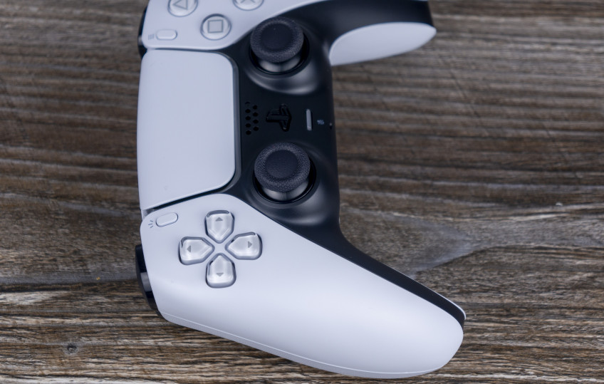 Полный обзор Sony PlayStation 5. Сравнение всех функций, игр, геймпада и Xbox Series X